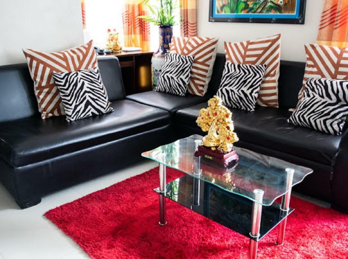 Cubao Manhattan Heights Unit 5A Tower C Quezon City Extérieur photo